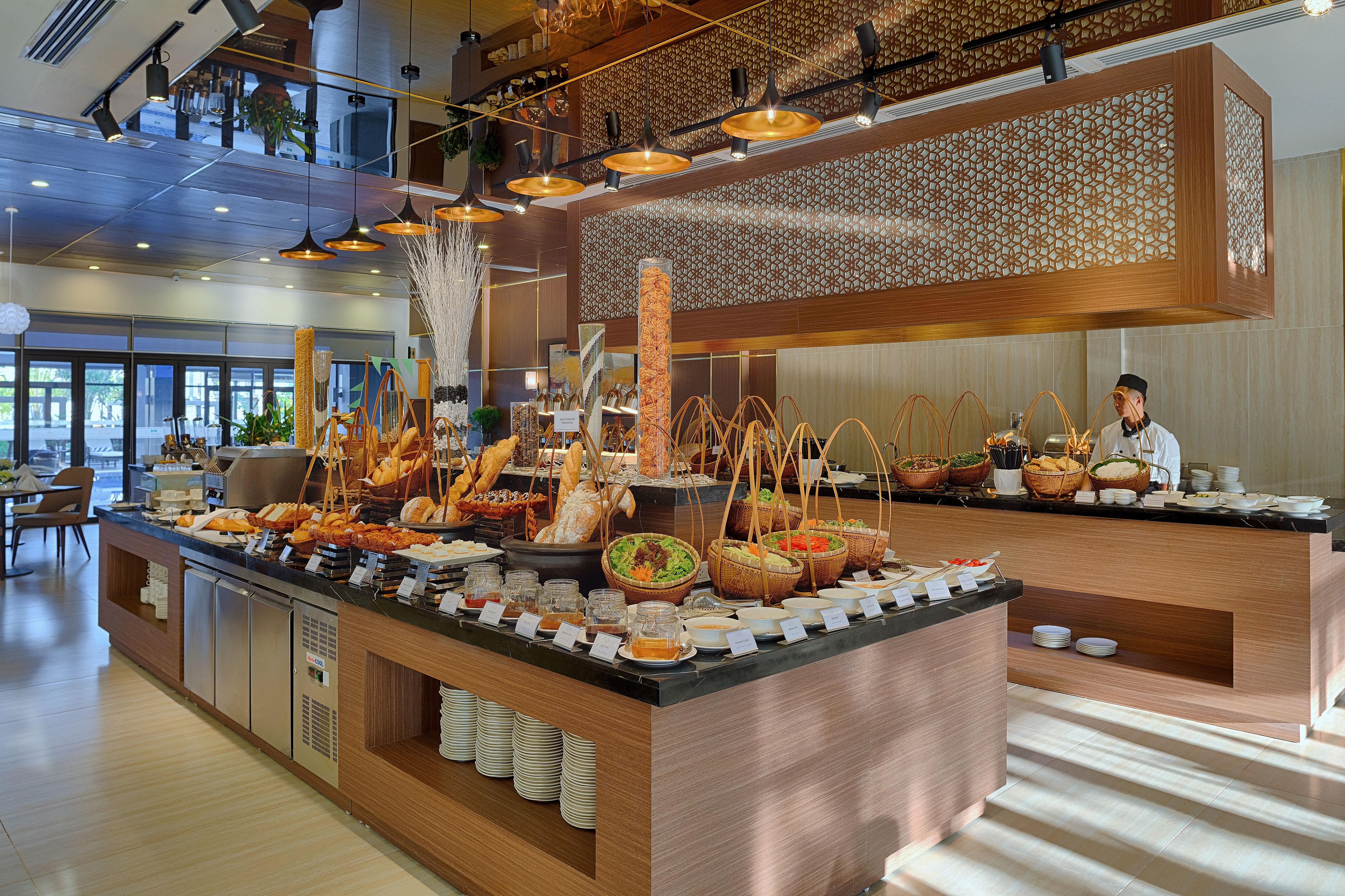 Royal Lotus Ha Long Resort & Villas Exterior photo