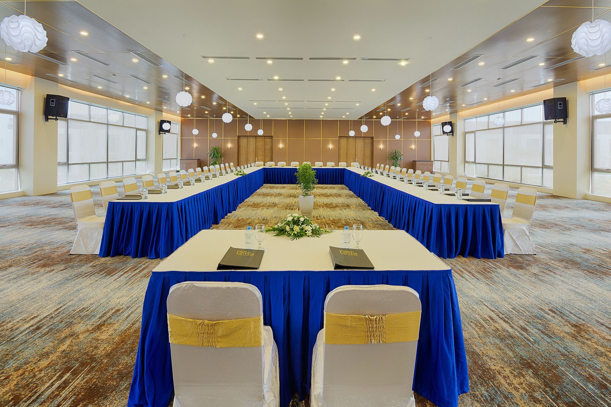 Royal Lotus Ha Long Resort & Villas Exterior photo